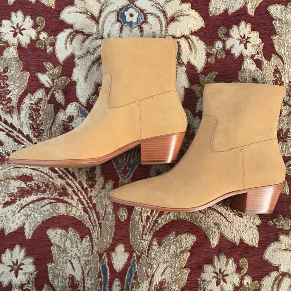 New!! FRYE Women's Ellen Short Western Leather Boot Size 10